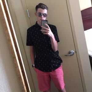 Meet your Posher, Colby